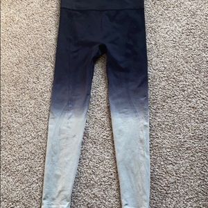 Zyia ombré leggings